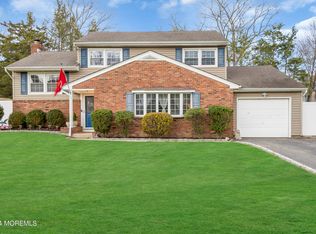 80 Shady Nook Dr, Toms River, NJ