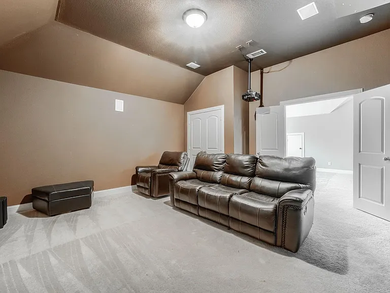 12605 Wolf Snare Dr — Photo 21