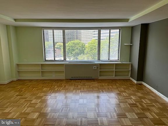 2nd image of 1111 Arlington Blvd APT 818