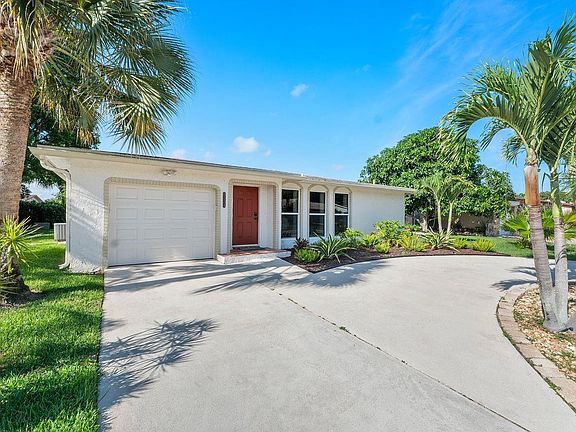 2nd image of 6334 Winding Brooke Way