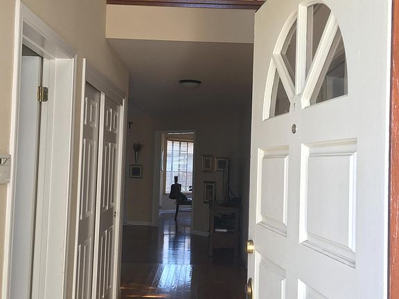 3rd image of 21845 Granada Ave