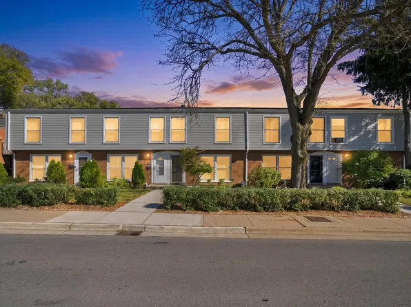 911 Waukegan Rd Unit B, Deerfield, IL 60015