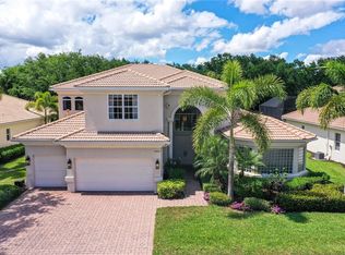 19472 La Serena Dr, Fort Myers, FL 33967