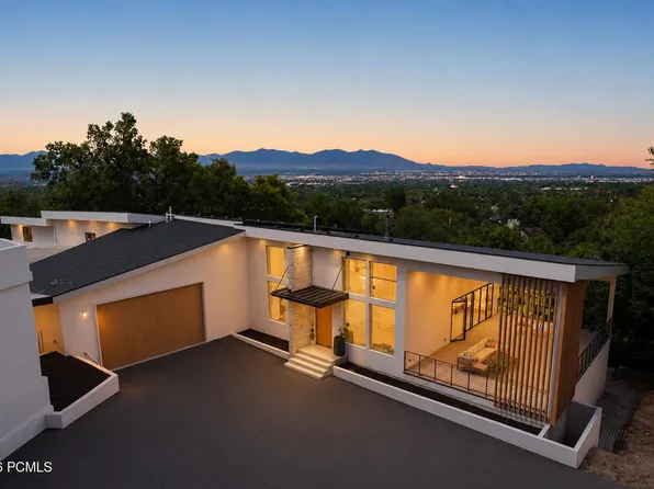 2662 E Comanche Dr, Salt Lake City, UT 84108