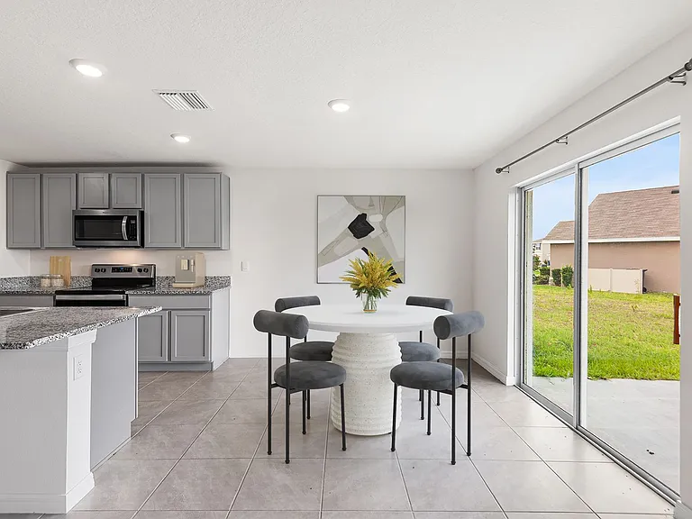 5106 Plumeria Dr — Photo 6