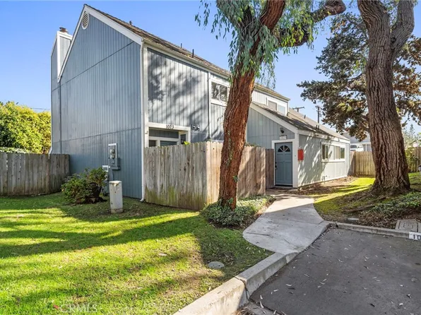 1025 Sea Breeze Dr #11, Costa Mesa, CA 92627