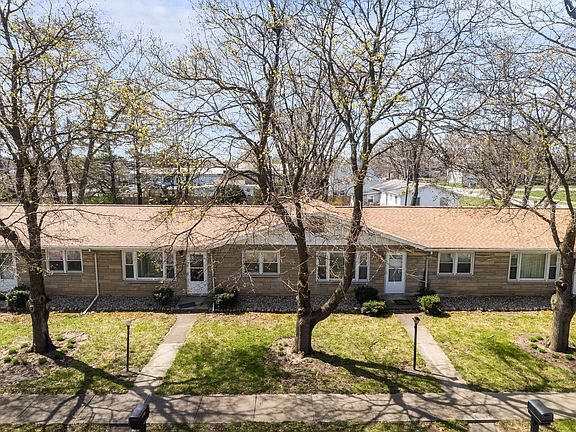 3rd image of 1007 Elizabeth Dr