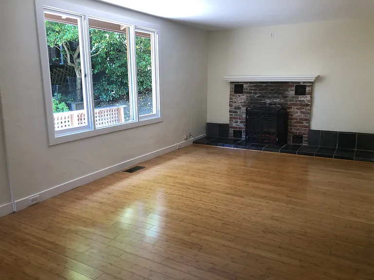 6544 Pine Needle Dr — Photo 3