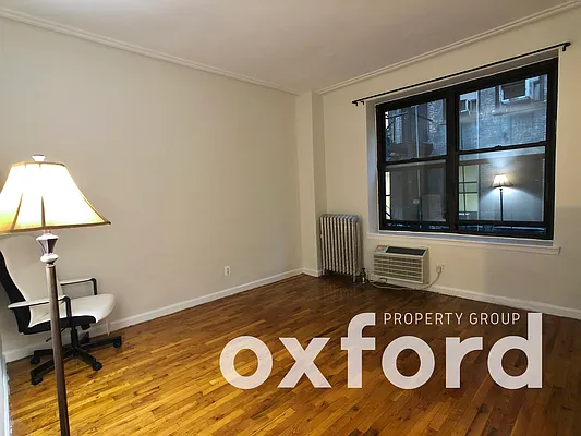 Rented by Oxford Property Group | media 17