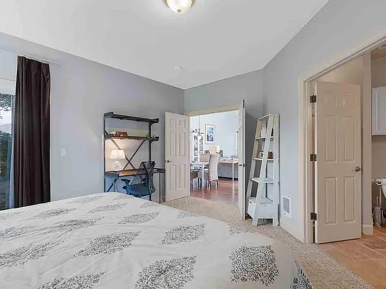 128 28th St NW — Photo 11