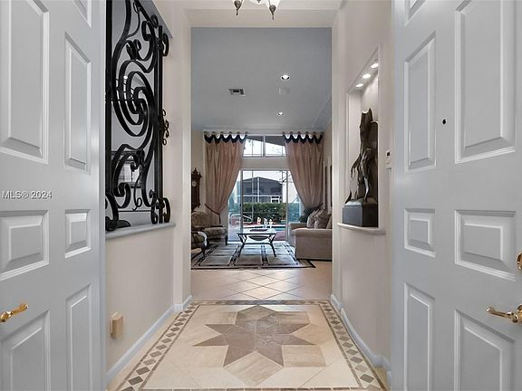2nd image of 11570 Puerto Blvd