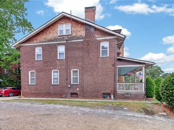 1709 Hampton Blvd, Norfolk, VA 23517