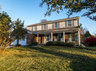 326 Fairmeade Rd, Saint Matthews, KY 40207