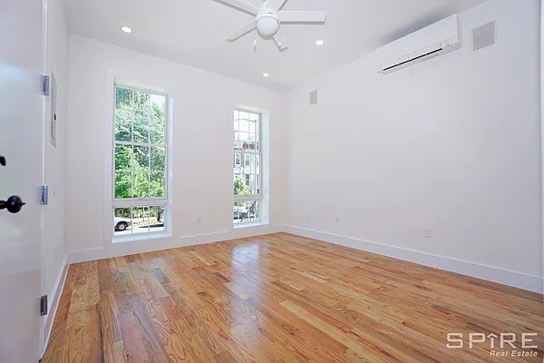 Rented by Spire Group | media 18