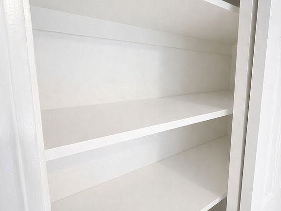 3rd image of 40 Bourne St #4