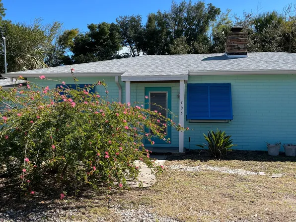 705 N Peninsula Ave, New Smyrna Beach, FL 32169