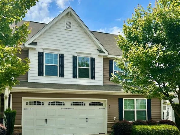 91 Geoffrey Way, Kernersville, NC 27284