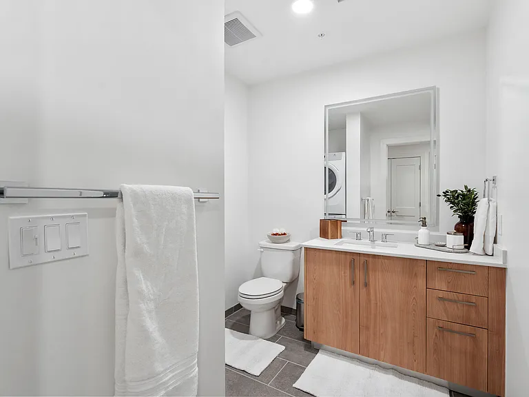 1212 Demonbreun St #706 — Photo 18