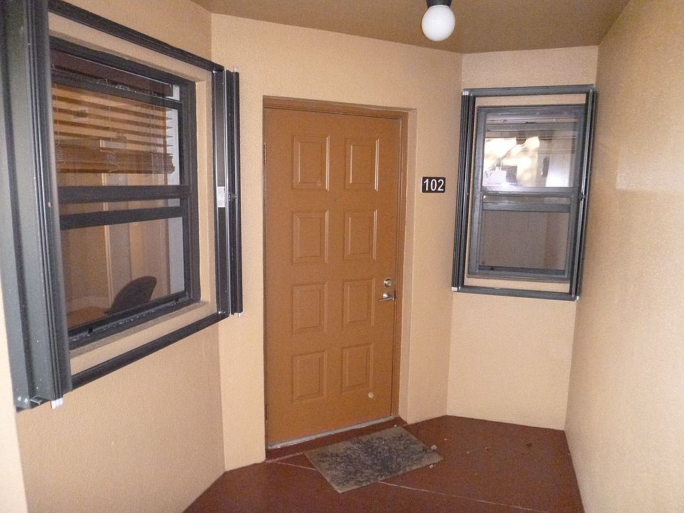 1st image of 15499 Miami Lakeway N #1025
