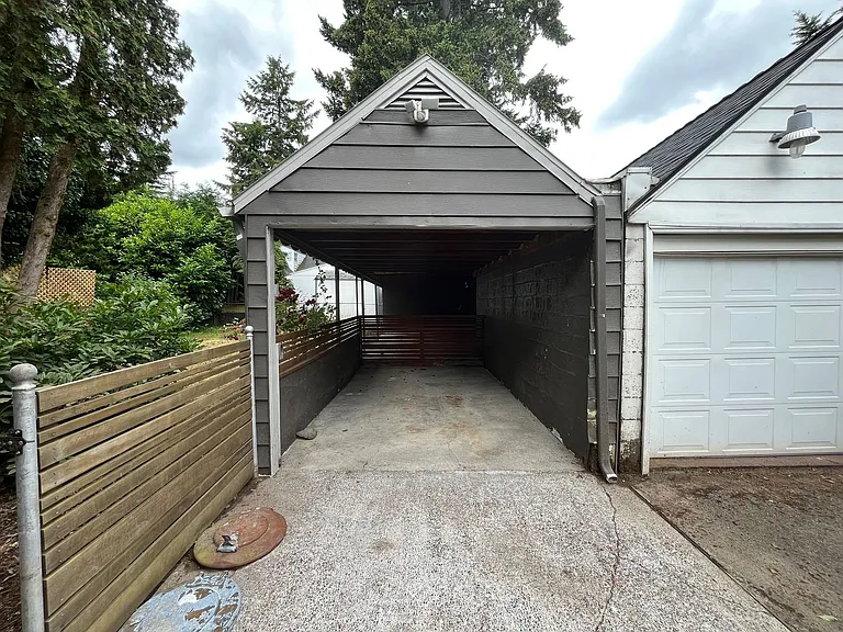 1723 NE 60th Ave — Photo 50