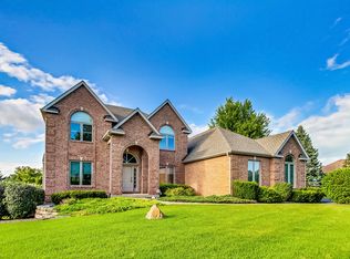 3410 Forest Ridge Dr, Spring Grove, IL 60081