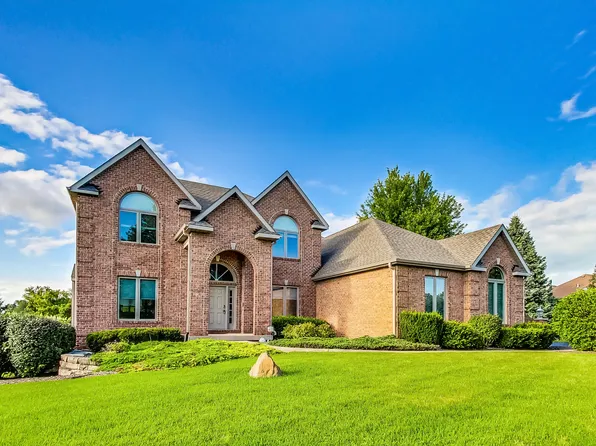 3410 Forest Ridge Dr, Spring Grove, IL 60081