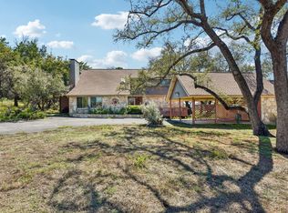 15 Country Ln, Wimberley, TX 78676
