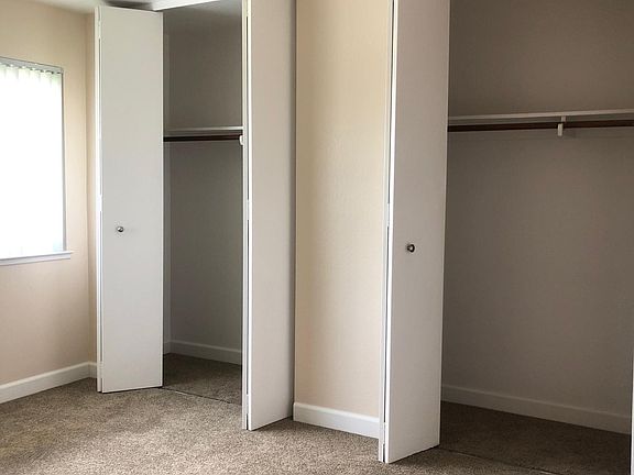 2nd image of 1611 Cormorant Way APT 1