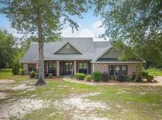 93 Oak Dr, Perkinston, MS 39573