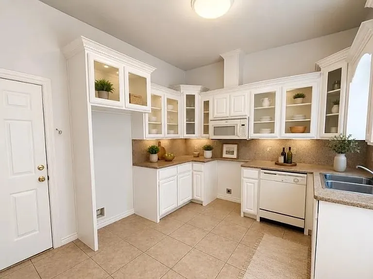 3000 Old Alice Rd #703 — Photo 3