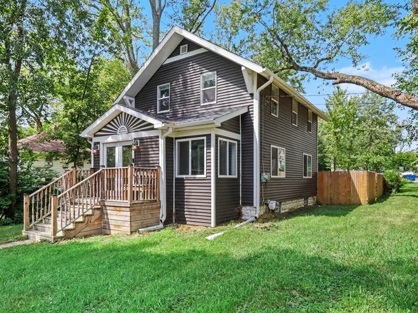 2125 Briar Pl, Kalamazoo, MI 49048