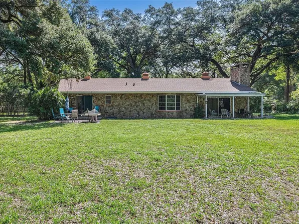 7251 20th St, Zephyrhills, FL 33540