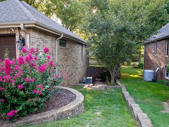 5th image of 5115 S Castlewood Drive