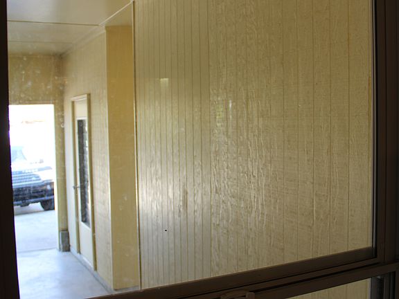 3rd image of 5311 Pinedale Dr