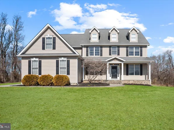 205 Laristone Ct, Clayton, DE 19938