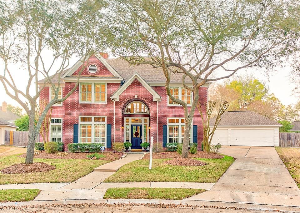 1st image of 4910 Aberdeen Cir