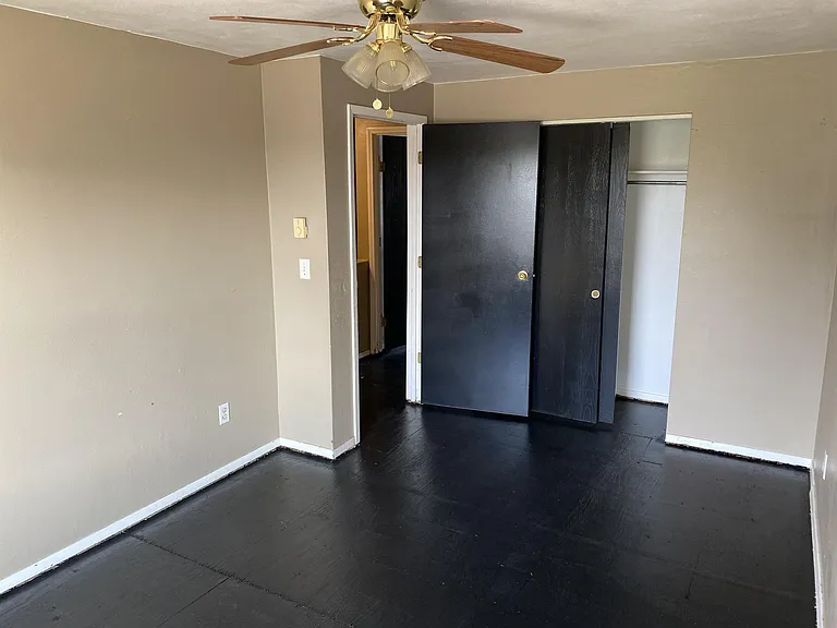 720 Fairwood Dr #4 — Photo 12