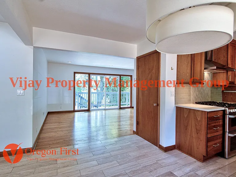 12274 NW Coleman Dr — Photo 7