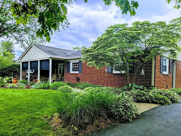 85 S Johanna Dr, Dayton, OH 45458