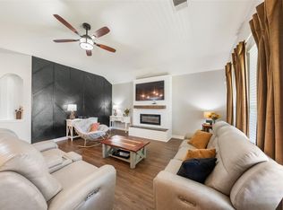 131 Piney Ptwy, Magnolia, TX 77354