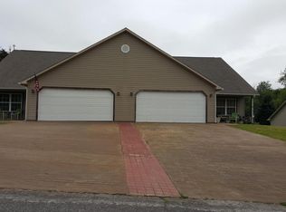 63097 E 293 Rd, Grove, OK 74344