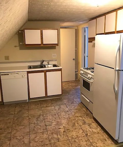 26D- Kitchen