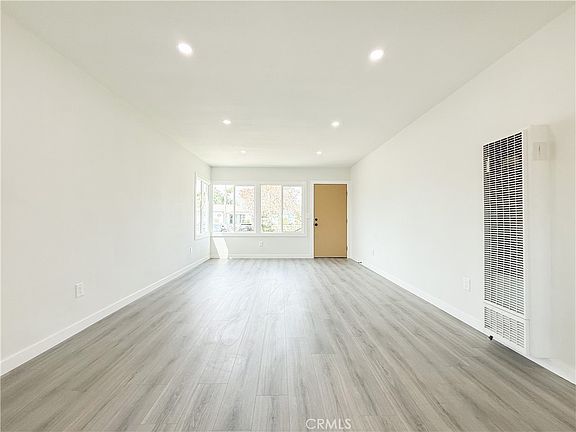 5th image of 336 W Caldwell St
