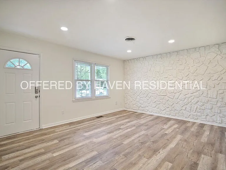 633 Kennan Rd NW — Photo 7
