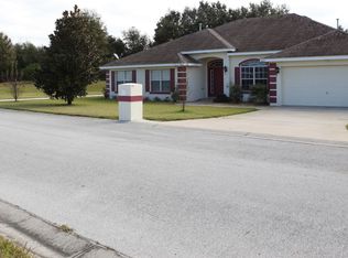 2812 Blackwater Oaks Dr, Mulberry, FL 33860