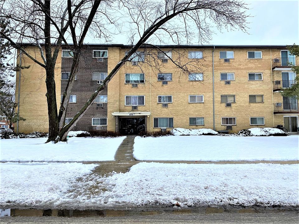 1st image of 919 N Boxwood Dr APT 406