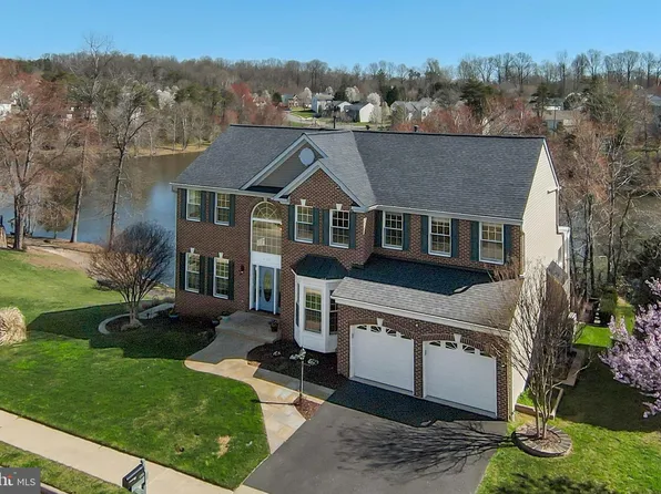 5255 Daybreak Ln, Woodbridge, VA 22193
