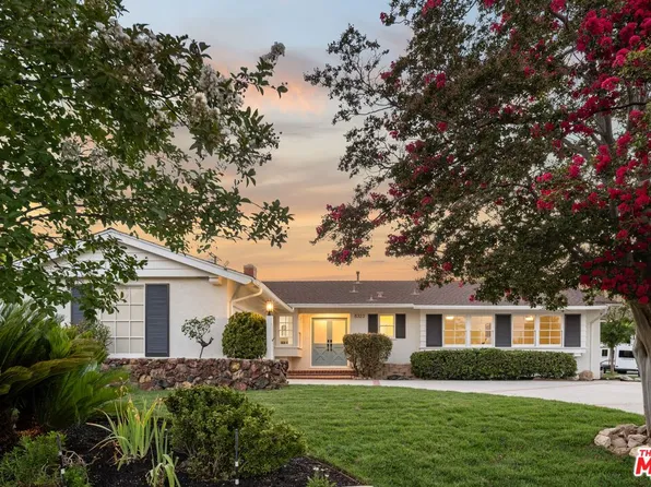 8323 Gustav Ln, Canoga Park, CA 91304