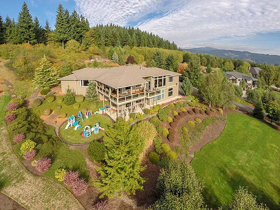 2nd image of 24500 NE 132nd Cir