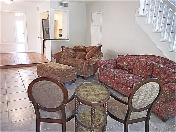 Living Room/alternate view